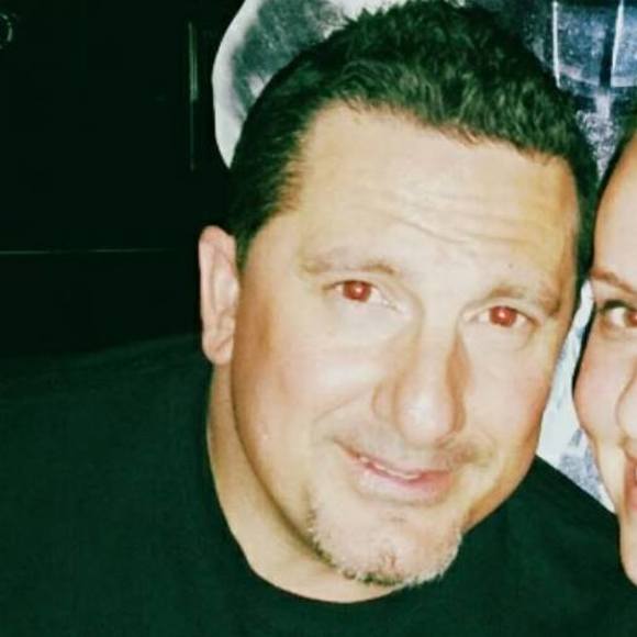 Profile Picture of Robert Chinni (@rkc1973) on Poshmark