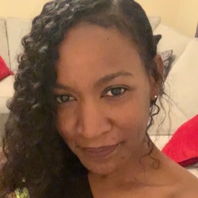 Profile Picture of Syreeta Thomas (@_SyreetaT) on Twitter