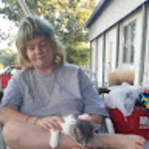 Profile Picture of Crystal Bradley (@crystalbradl560) on Poshmark