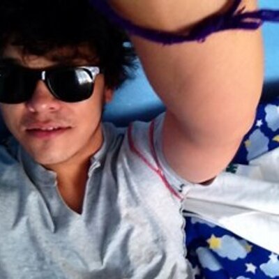 Profile Picture of Joel Heron Garcia (@golon04) on Twitter