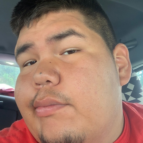 Profile Picture of Joshua Hamilton (@joshua755) on Poshmark