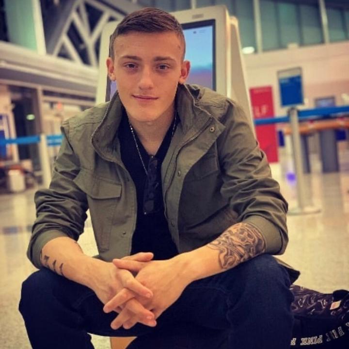 Profile Picture of Robert (@the_rob_borowski) on Tiktok