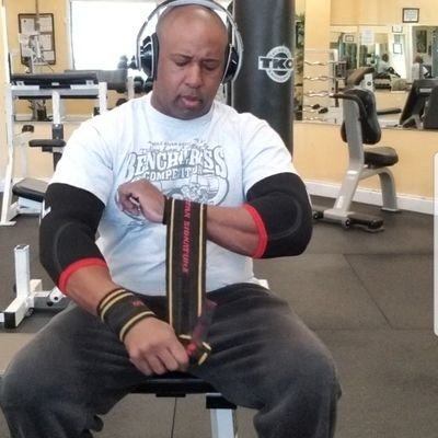 Profile Picture of Kirk Hubbard (@benchdeadlift) on Twitter