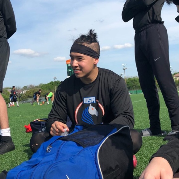 Profile Picture of Kenny Tang (@kennyngotang) on Poshmark