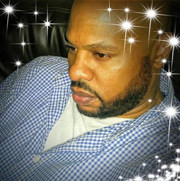 Profile Picture of Windell Gray (@windellgray) on Poshmark