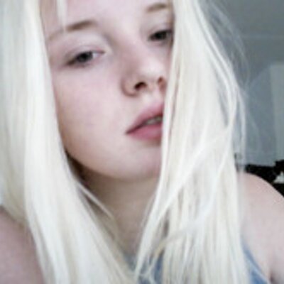 Profile Picture of Ruby Dillonon Twitter
