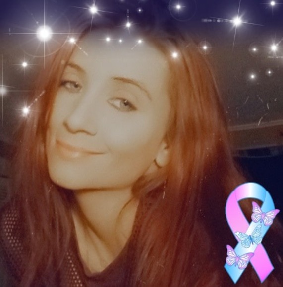 Profile Picture of Amanda Bowling (@amanda15151) on Poshmark