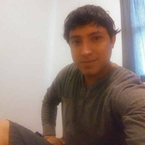 Profile Picture of Albert Alvarado (@albert_alvarado) on Poshmark