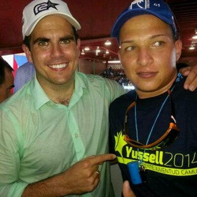 Profile Picture of Alexander Tavarez (@atrelbarbero98) on Twitter