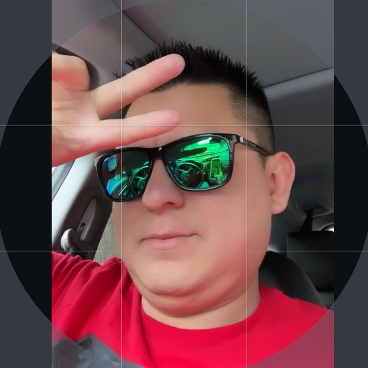 Profile Picture of 𝔻𝕠𝕦𝕘𝕝𝕒𝕤 🦦🦋🍓 (@_dou_m) on Tiktok