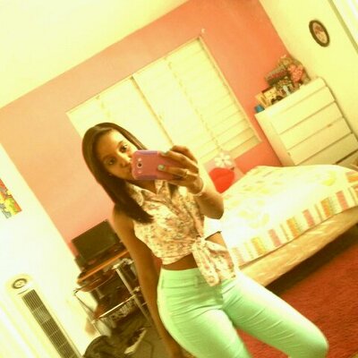 Profile Picture of Karen Swagger (@thubeba14) on Twitter