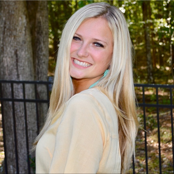 Profile Picture of Reagan Chase (@reagan_chase) on Poshmark