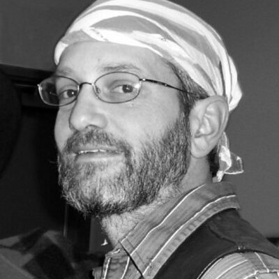 Profile Picture of Joe Gouveia (@JoeGoPoet) on Twitter