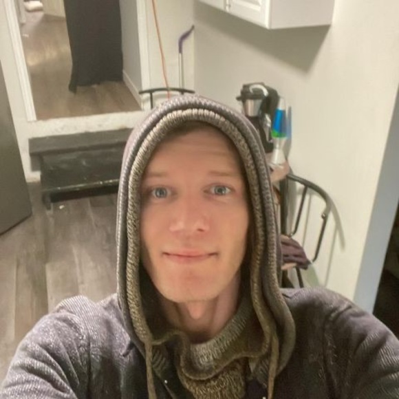 Profile Picture of Christopher Haymes (@haymeschris1990) on Poshmark