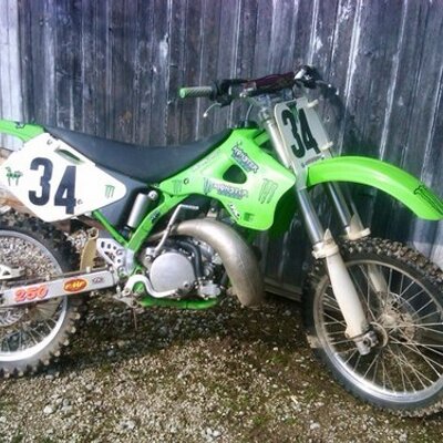 Profile Picture of Jeremy Bowers (@jbowwow17) on Twitter