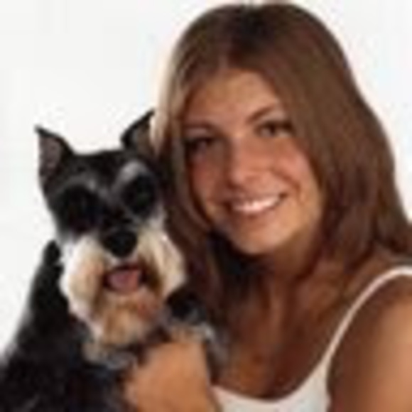 Profile Picture of Karen Benefield (@karenbenefield) on Poshmark