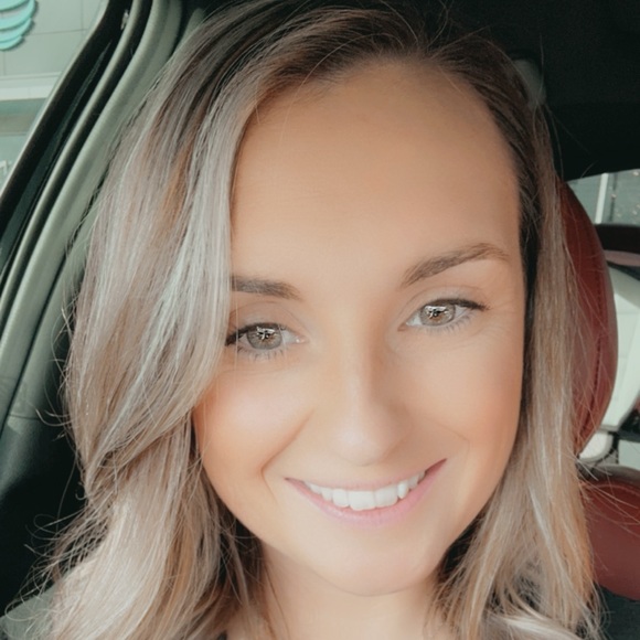 Profile Picture of Haley Crabtree (@haleygregor21) on Poshmark