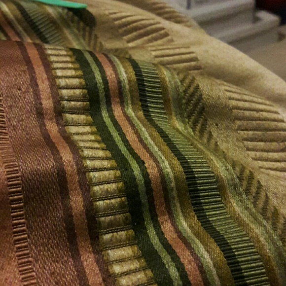 Profile Picture of Crystal Quarles (@cquarles2017) on Poshmark