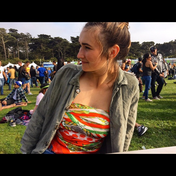 Profile Picture of Reese Chappellet (@reesers23) on Poshmark