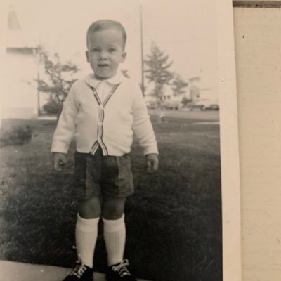 Profile Picture of Chris Nevins (@chrisnev60) on Twitter
