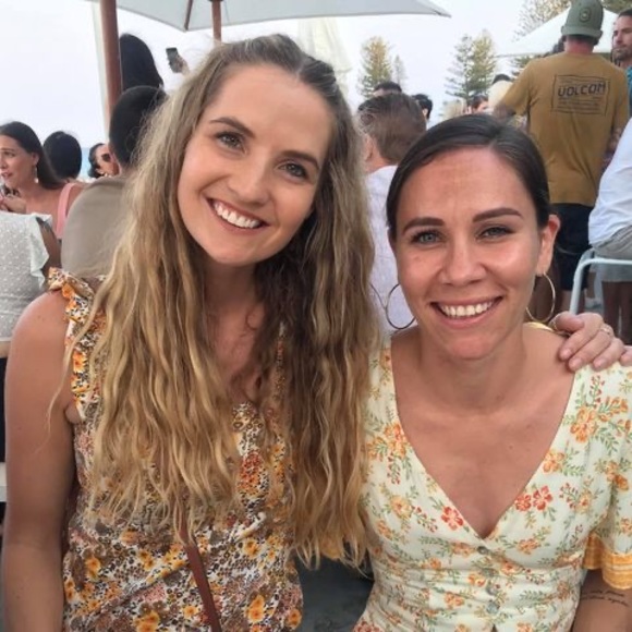 Profile Picture of Sophie Hannan (@sophiehannan) on Poshmark