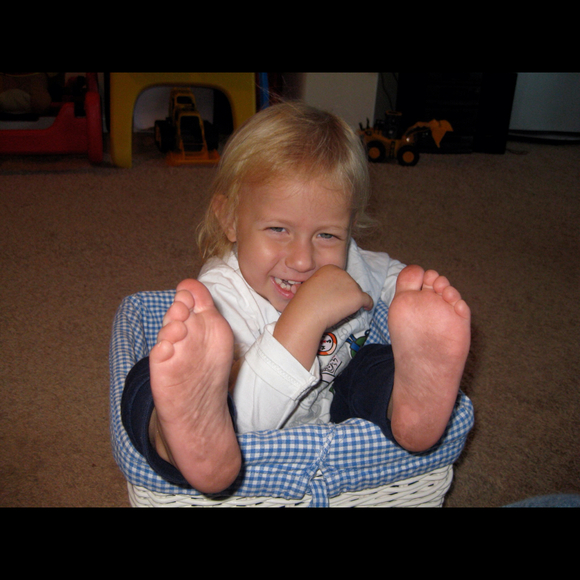 Profile Picture of Samantha Panet (@sp2125) on Poshmark