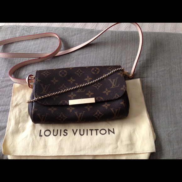 Profile Picture of Stacy Sicola (@ssicocacola) on Poshmark