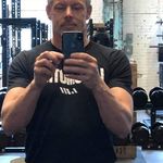 Profile Picture of Arthur Essebag (@esse.bag) on Instagram