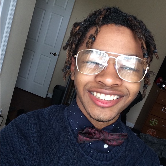 Profile Picture of Jeremiah Barker (@kender123) on Poshmark