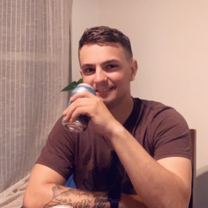 Profile Picture of Alex Kalis (@alexkalis) on Tiktok