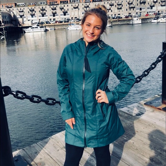 Profile Picture of Jasmine Richards (@bulldog1108) on Poshmark