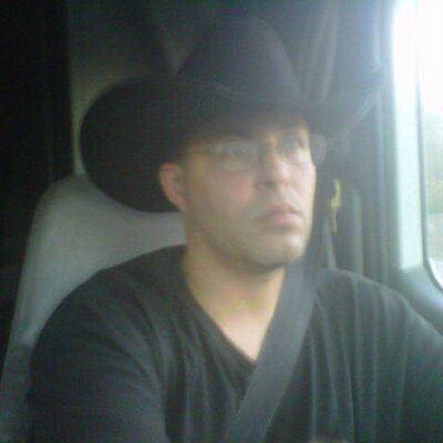 Profile Picture of Larry Hull (@fireman4320) on Twitter