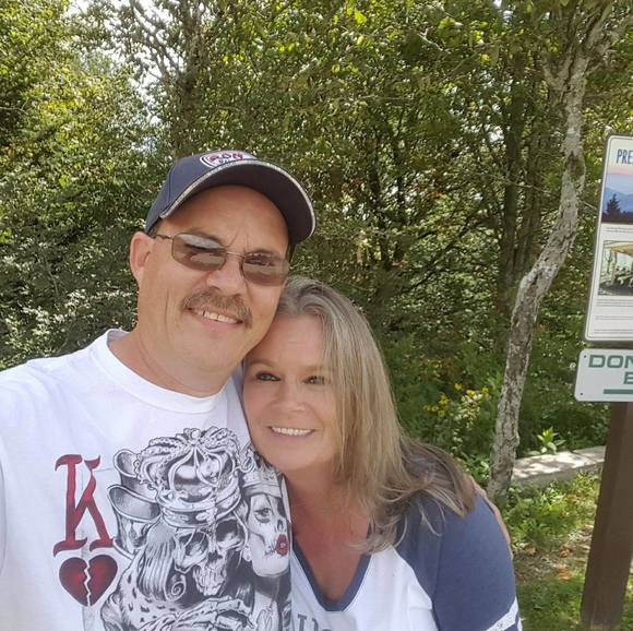 Profile Picture of Robert Frost (@frostbeast25) on Poshmark