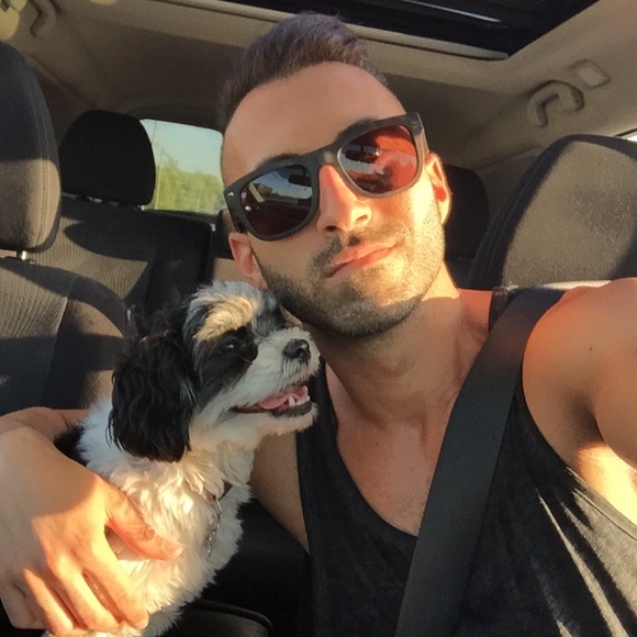 Profile Picture of Ej Jamele (@ej_jamele) on Poshmark