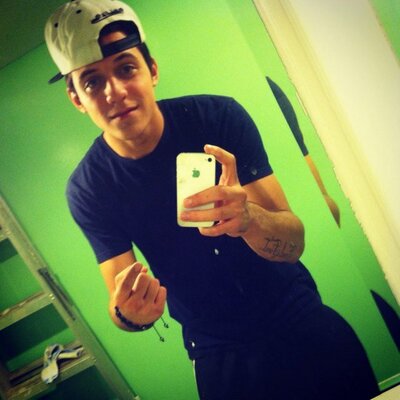 Profile Picture of Chris Selleck (@chris_selleckk) on Twitter