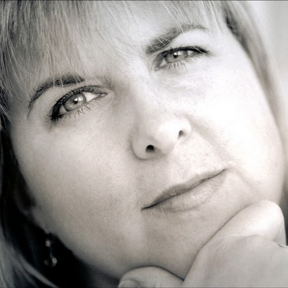 Profile Picture of Kim Wiley (@kimwiley729) on Poshmark