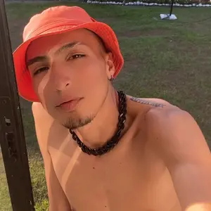 Profile Picture of Daniel Riveros (@danielriveros) on Tiktok