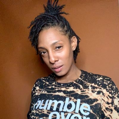 Profile Picture of Chelsea Vaughn (@ceochelss) on Twitter