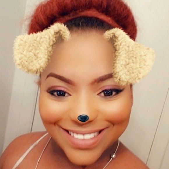 Destine Crummell - Poshmark Profile Picture of Destine Crummell (@iacia) on Poshmark