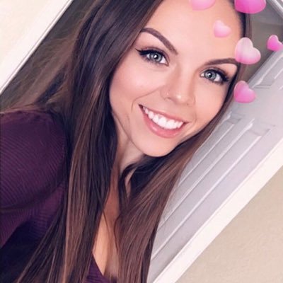 Profile Picture of Kim McAfee (@kimqwertyui) on Twitter