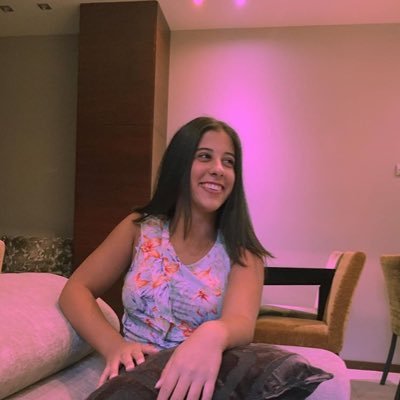 Profile Picture of Beatriz (@beatrizcruz72) on Twitter