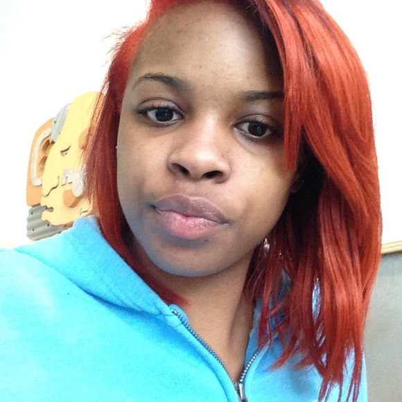 Profile Picture of Alexus Mincy (@mincy0726) on Poshmark