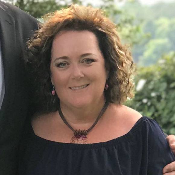 Profile Picture of Lisa Craig-clough (@cloughchick9) on Poshmark