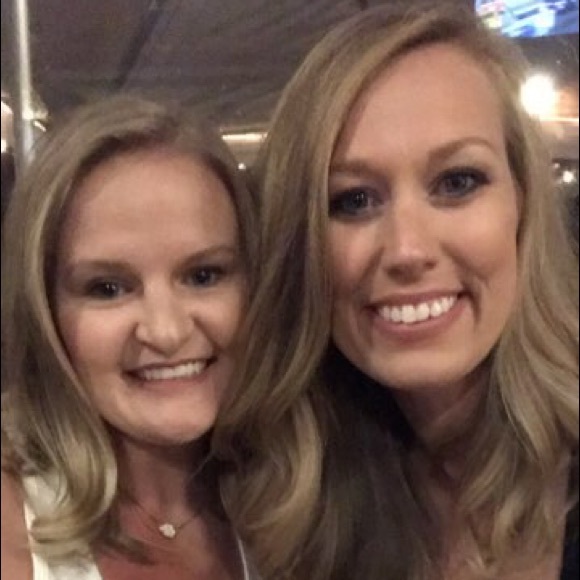 Profile Picture of Amy Bennett (@ambennett1) on Poshmark
