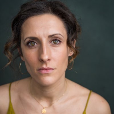 Profile Picture of Lucinda Lawrence (@LuLawrence5) on Twitter