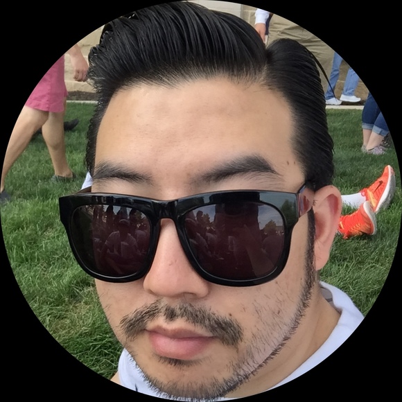 Profile Picture of Yong Kwon (@wzzpkwon) on Poshmark