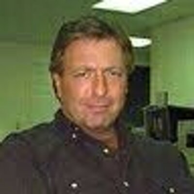 Profile Picture of Ronnie Wolfe (@wolfeman2025) on Twitter