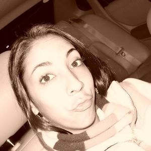 Profile Picture of Diana Castan (@dianacarito) on Myspace