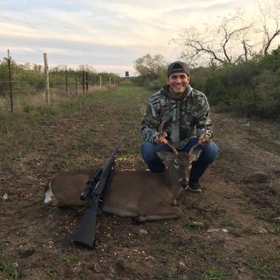 Profile Picture of Andres Cuellar (@CuellarAndy12) on Twitter