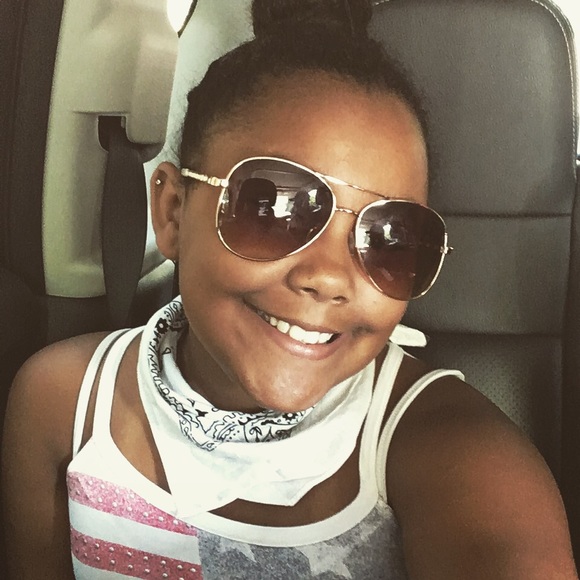 Profile Picture of Amari Smith (@_amari2smith) on Poshmark
